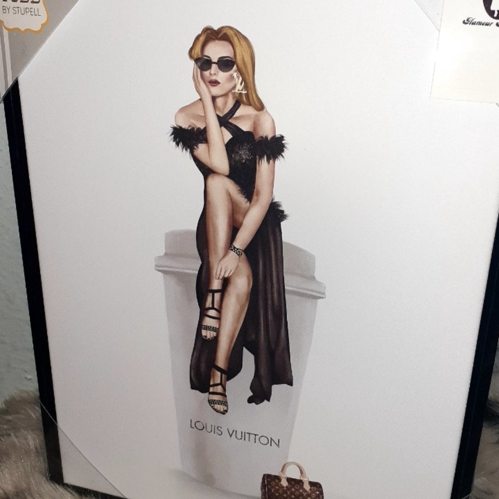 Lane Todd Lady in Louis Vuitton